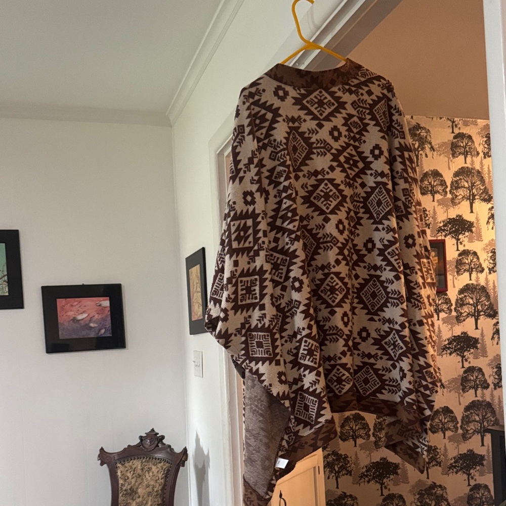 Aztec Patterned Open Front Cardigan - Picture 3 of 3
